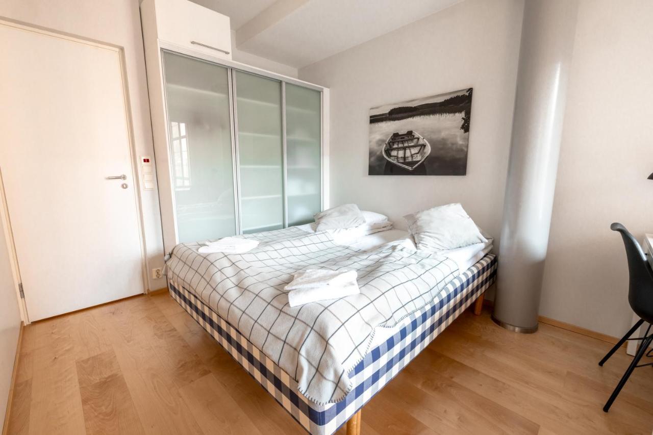 2Ndhomes Stylish 1Br Home With Balcony And Sauna In Kamppi Center Хелзинки Екстериор снимка