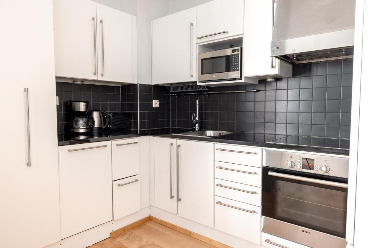 2Ndhomes Stylish 1Br Home With Balcony And Sauna In Kamppi Center Хелзинки Екстериор снимка